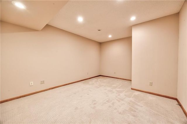 11608 W 117 Terrace, Overland Park, KS 66210