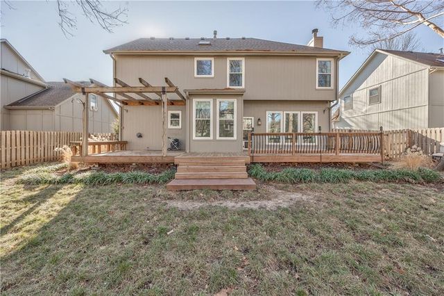 11608 W 117 Terrace, Overland Park, KS 66210