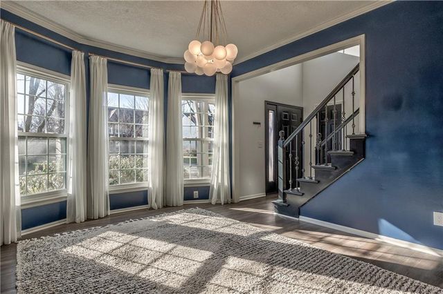 11608 W 117 Terrace, Overland Park, KS 66210