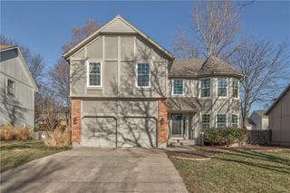 11608 W 117 Terrace, Overland Park, KS 66210