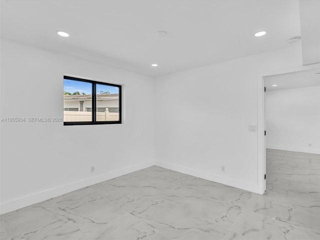 1516 N 47th Ave, Hollywood, FL 33021