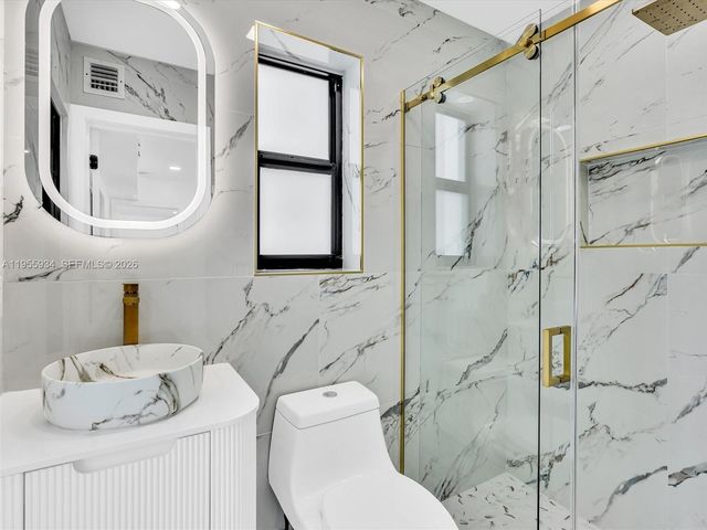 1516 N 47th Ave, Hollywood, FL 33021