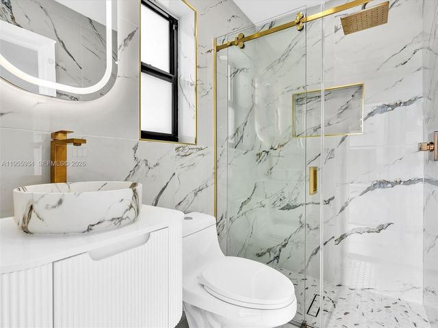 1516 N 47th Ave, Hollywood, FL 33021