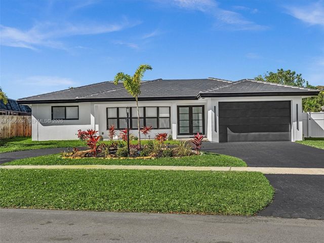 1516 N 47th Ave, Hollywood, FL 33021