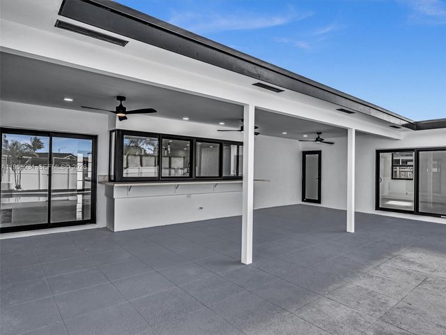 1516 N 47th Ave, Hollywood, FL 33021