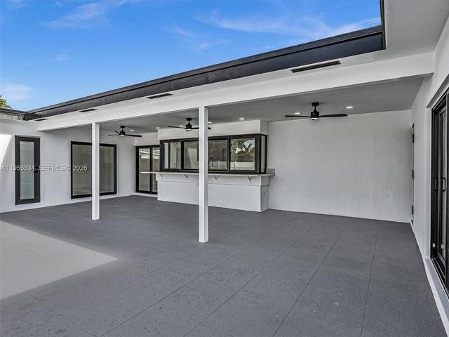 1516 N 47th Ave, Hollywood, FL 33021