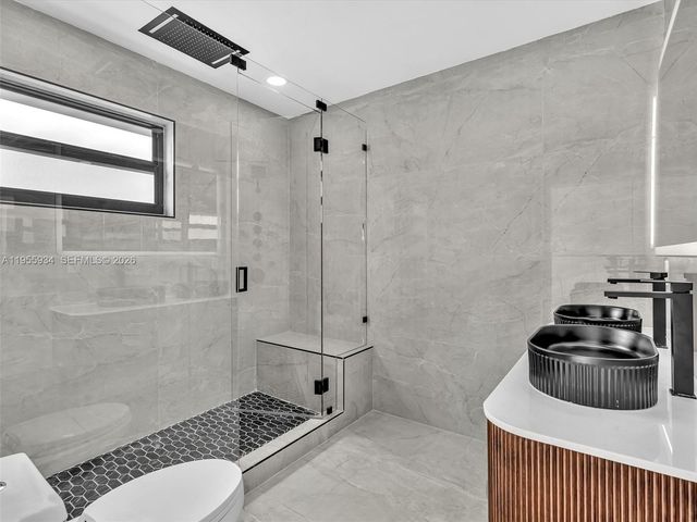 1516 N 47th Ave, Hollywood, FL 33021