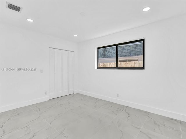 1516 N 47th Ave, Hollywood, FL 33021