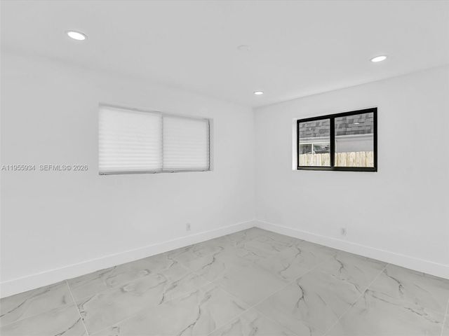 1516 N 47th Ave, Hollywood, FL 33021