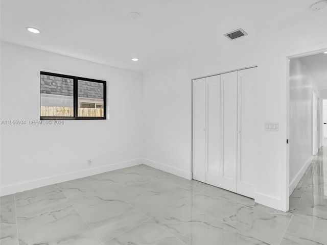 1516 N 47th Ave, Hollywood, FL 33021