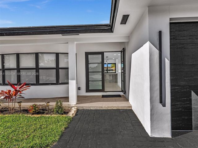 1516 N 47th Ave, Hollywood, FL 33021