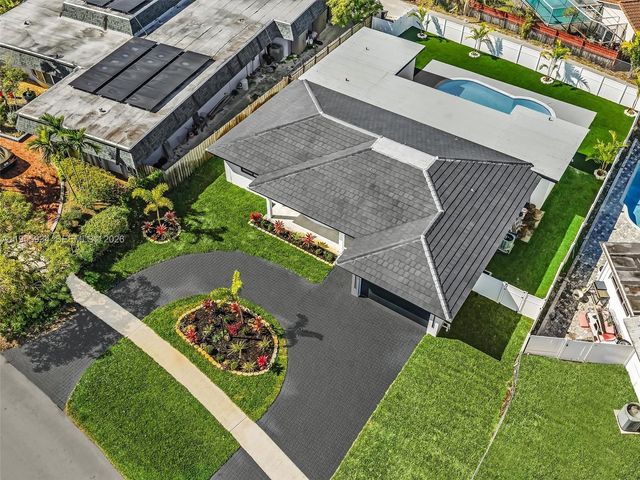 1516 N 47th Ave, Hollywood, FL 33021