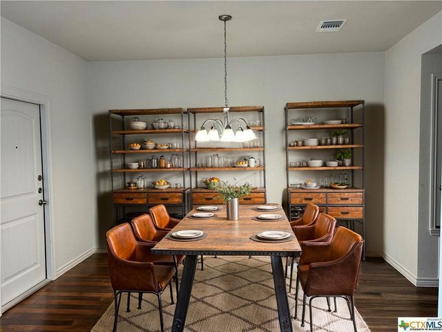 205 Dolphin DR B, Temple, TX 76501