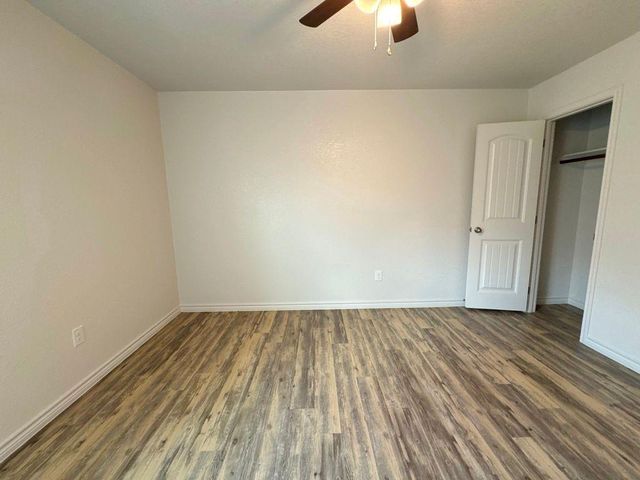 205 Dolphin DR B, Temple, TX 76501
