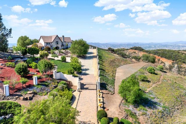 26780 Camino Seco, Temecula, CA 92590