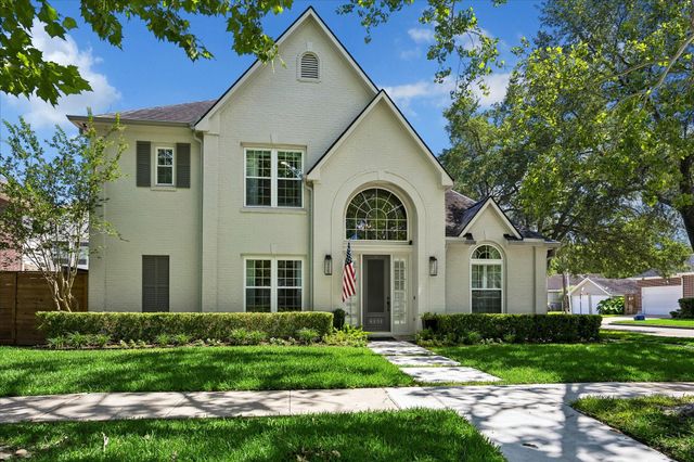 4131 Sunset Boulevard, West University Place, TX 77005