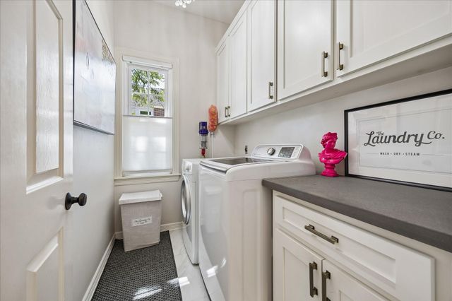 4131 Sunset Boulevard, West University Place, TX 77005