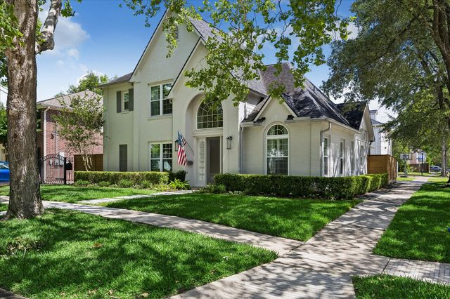4131 Sunset Boulevard, West University Place, TX 77005