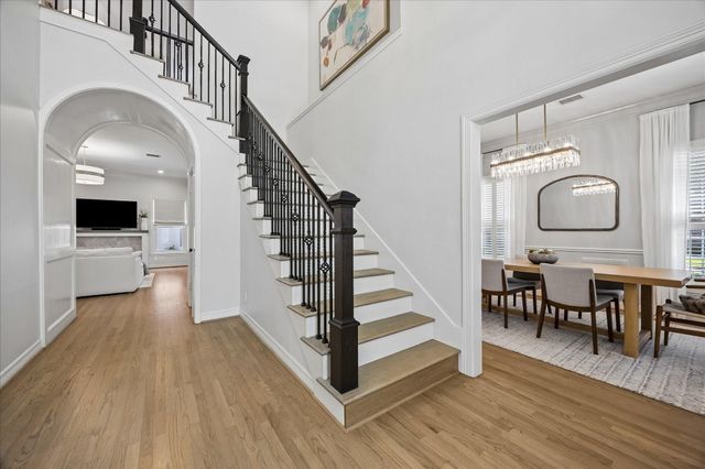 4131 Sunset Boulevard, West University Place, TX 77005