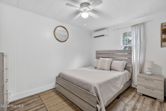 307 Fayetteville Avenue, Carolina Beach, NC 28428