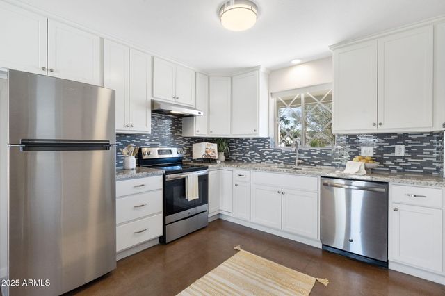 7240 E GARFIELD Street, Scottsdale, AZ 85257