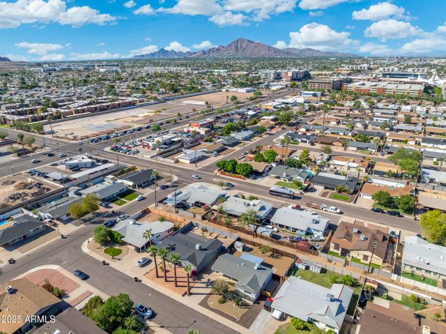 7240 E GARFIELD Street, Scottsdale, AZ 85257