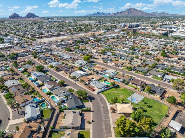 7240 E GARFIELD Street, Scottsdale, AZ 85257