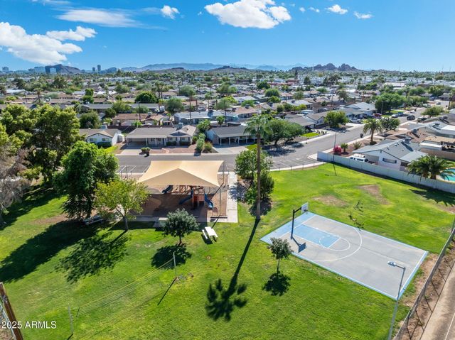 7240 E GARFIELD Street, Scottsdale, AZ 85257