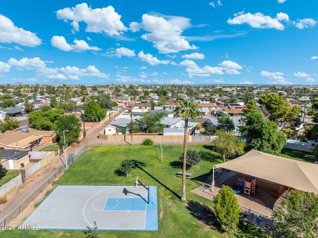 7240 E GARFIELD Street, Scottsdale, AZ 85257