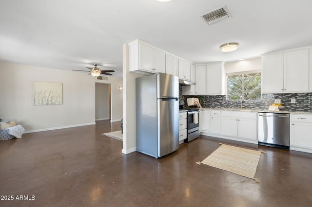 7240 E GARFIELD Street, Scottsdale, AZ 85257