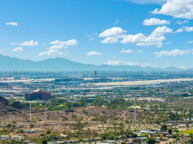 7240 E GARFIELD Street, Scottsdale, AZ 85257