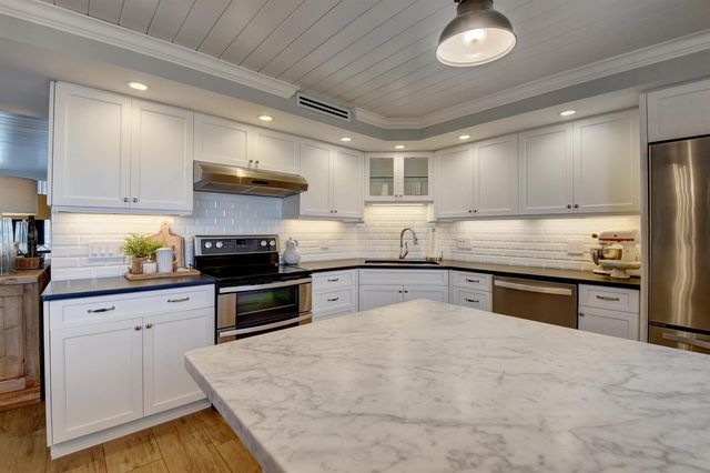 1 Harbourside Drive 3702, Delray Beach, FL 33483