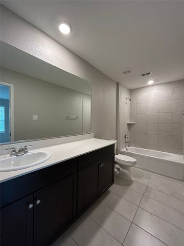 8428 Fawn Creek Drive, Fort Worth, TX 76123