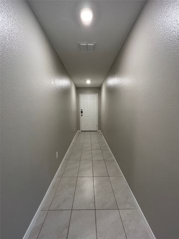 8428 Fawn Creek Drive, Fort Worth, TX 76123