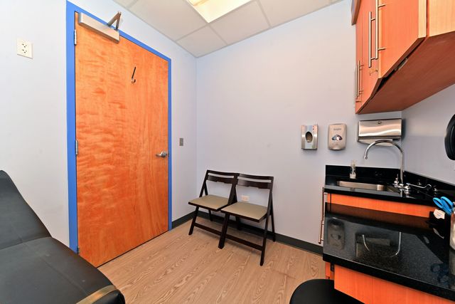 2734 N Lincoln Avenue 1, Chicago, IL 60614