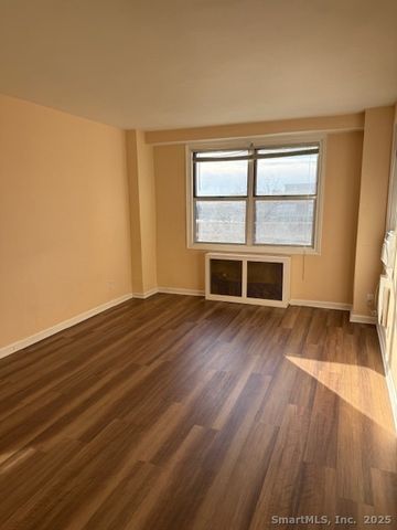 71 Strawberry Hill Avenue APT 502, Stamford, CT 06902