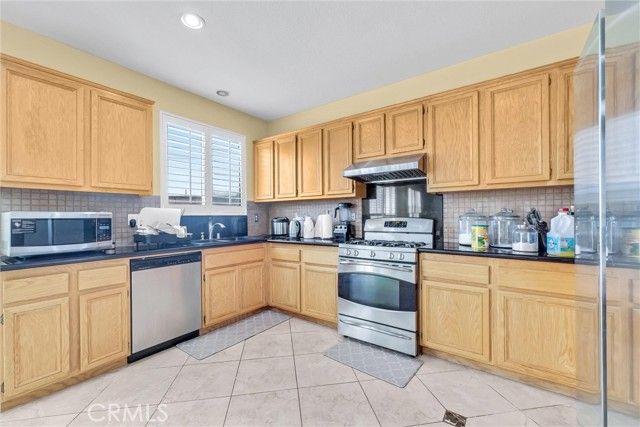 7801 Sheridan, Fontana, CA 92336