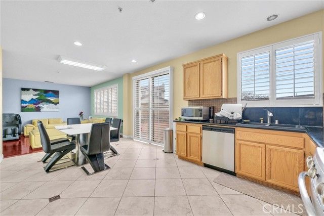 7801 Sheridan, Fontana, CA 92336