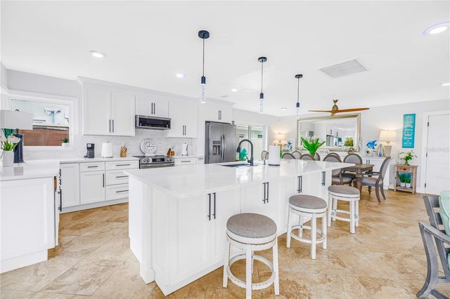 450 64TH AVENUE, St Pete Beach, FL 33706