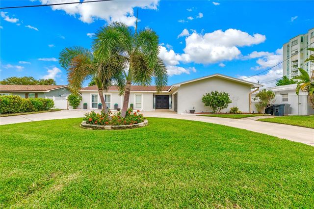 450 64TH AVENUE, St Pete Beach, FL 33706