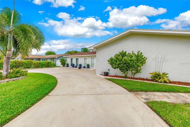 450 64TH AVENUE, St Pete Beach, FL 33706