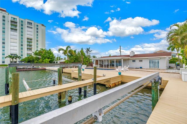 450 64TH AVENUE, St Pete Beach, FL 33706