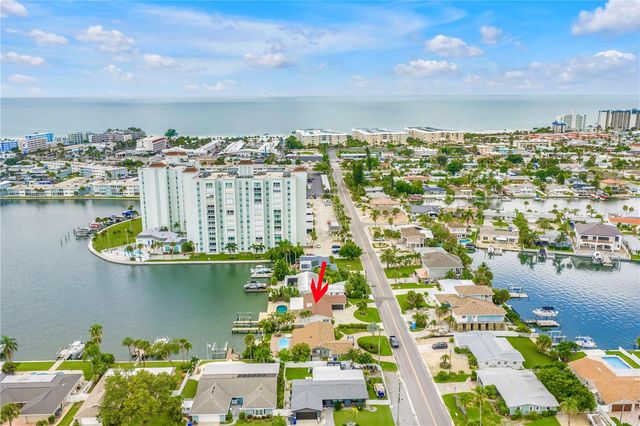 450 64TH AVENUE, St Pete Beach, FL 33706