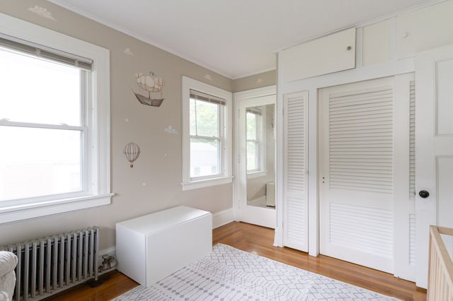 15 Holbrook St, Palmer, MA 01069