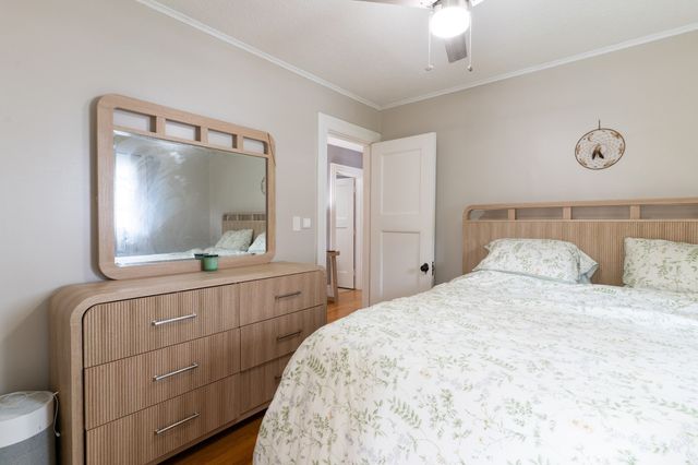 15 Holbrook St, Palmer, MA 01069