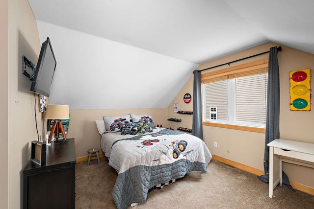 13936 Woodridge Path, Savage, MN 55378