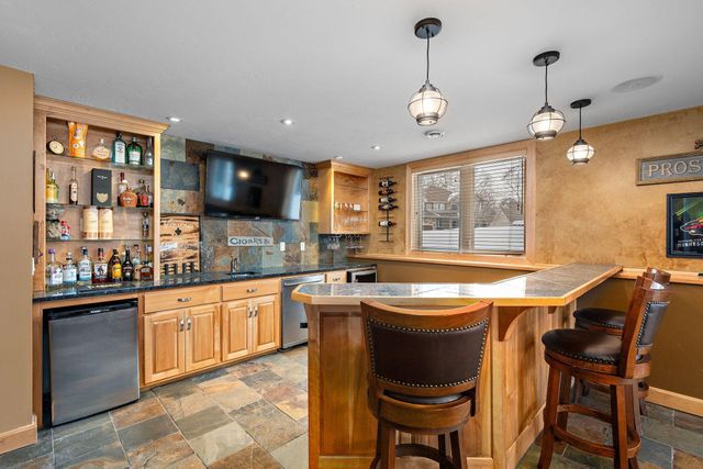 13936 Woodridge Path, Savage, MN 55378