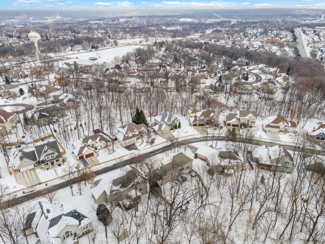 13936 Woodridge Path, Savage, MN 55378