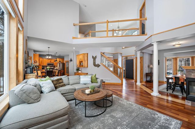 13936 Woodridge Path, Savage, MN 55378