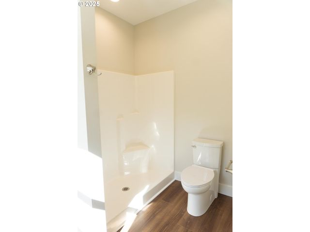 240 Sw Jefferson St, Sheridan, OR 97378